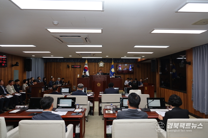 제286회 울진군의회 임시회 제3차 본회의 및 폐회 (사진=울진군의회()