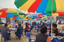 한국해양안전협회 영일만지부, 칠포1리 마을서 어르신 자장면 무료급식 봉사