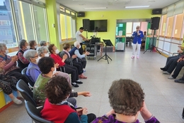 해양안전협회 영일만지부, 요양센터 찾아 따뜻한 재능기부