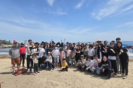 영일만지부, 포항 칠포2리 해변 대규모 정화활동…해양환경 보호 앞장