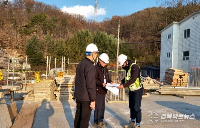 동절기를 맞아 폭설과 한파 등 위험 요인에 대비해 지역 내 민간 대형 건설공사장을 대상으로 안전 점검을 실시했다.